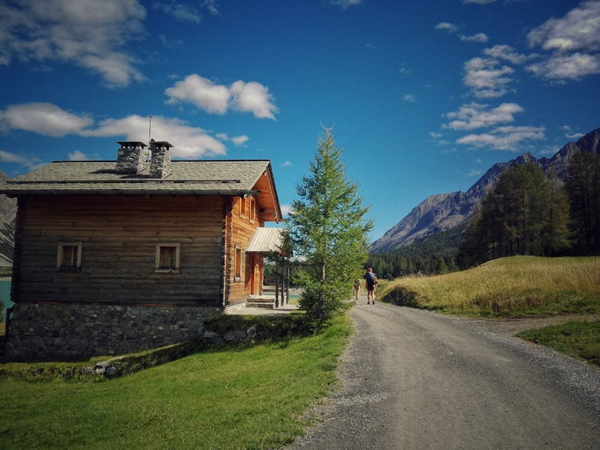 Discover a serene mountain cabin near majestic peaks in Semogo, Italia. Perfect for nature lovers
